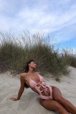 SUMMER BREEZE ONE PIECE SUMMER BREEZE ONE PIECE